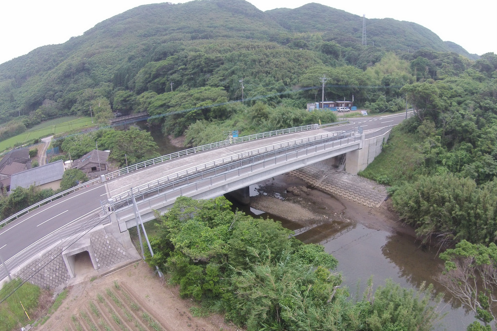 西京橋側道橋詳細設計（西之表市）