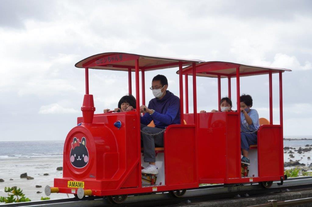 あやまる岬観光公園にサイクル列車リニューアル開通